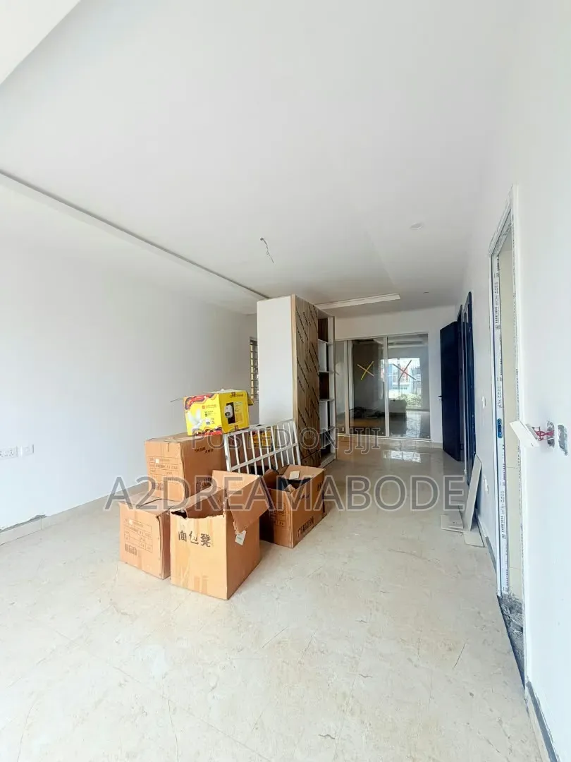 5bdrm Duplex in Ikeja Gra for sale in Ikeja GRA