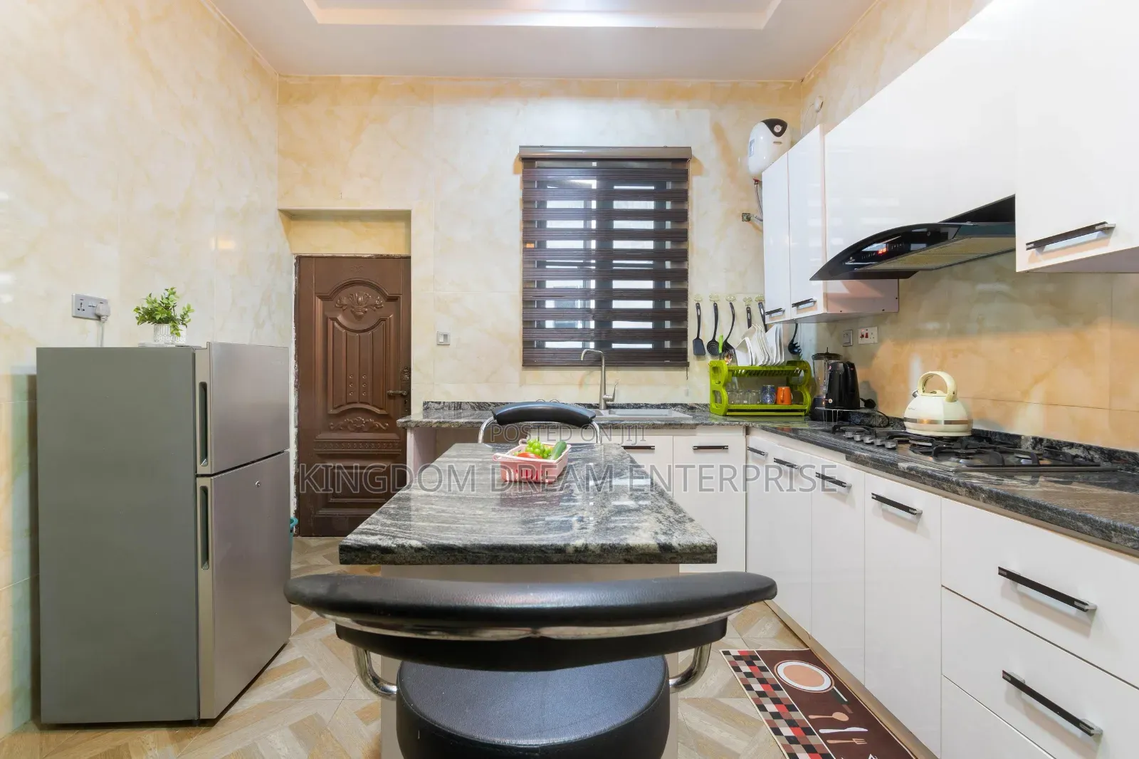Furnished 4bdrm Duplex in Orchid Road Lekki for rent in Lekki Expressway