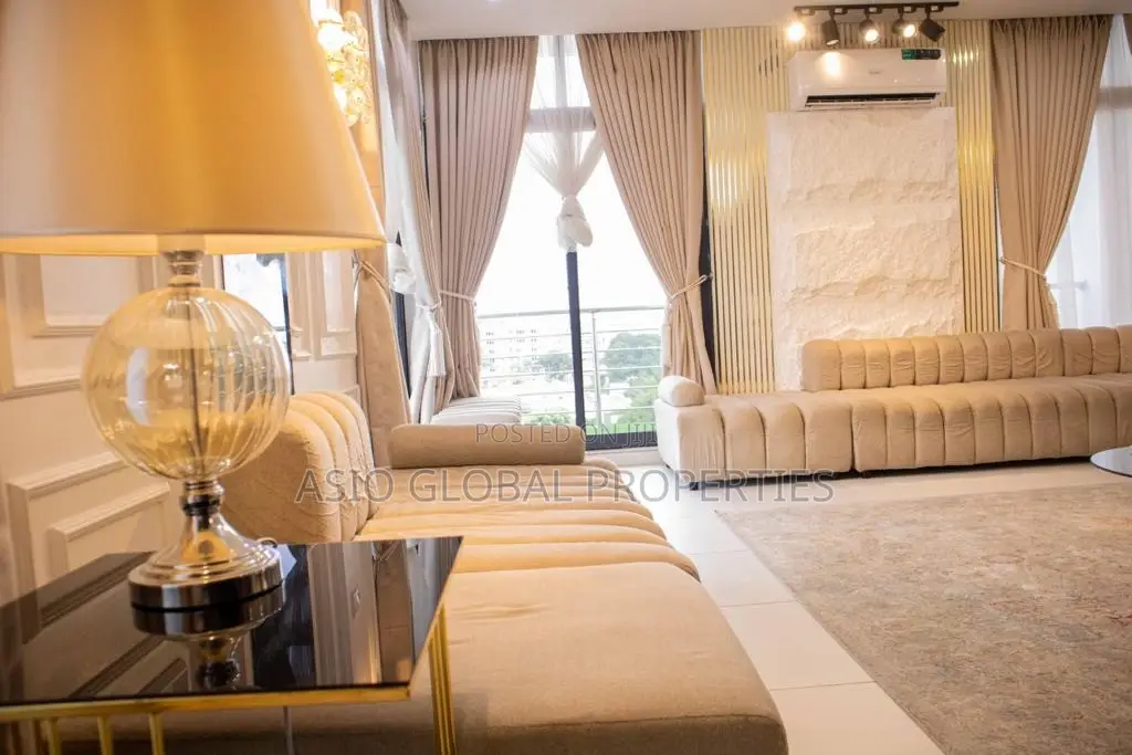 Sea View 3-Bedroom Shortlet With Pool/Gym/Games in Ikoyi in Ikoyi