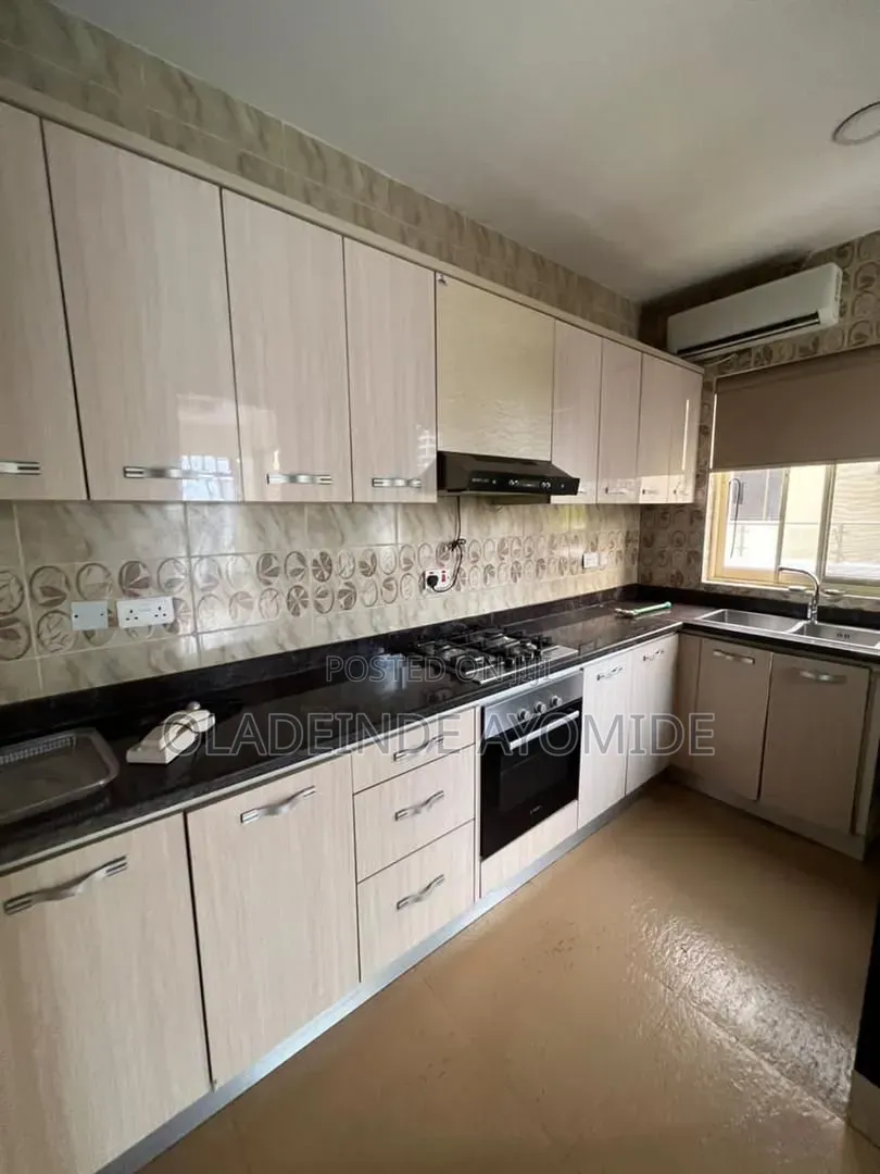 3bdrm Penthouse in Victoria Island Extension for rent in Victoria Island Extension