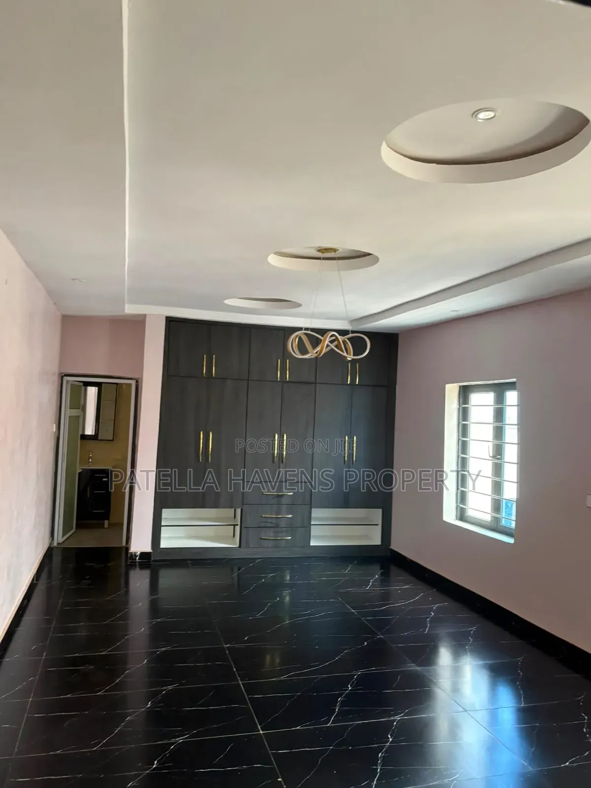 5bdrm Duplex in Katampe Extension for sale in Katampe Extension