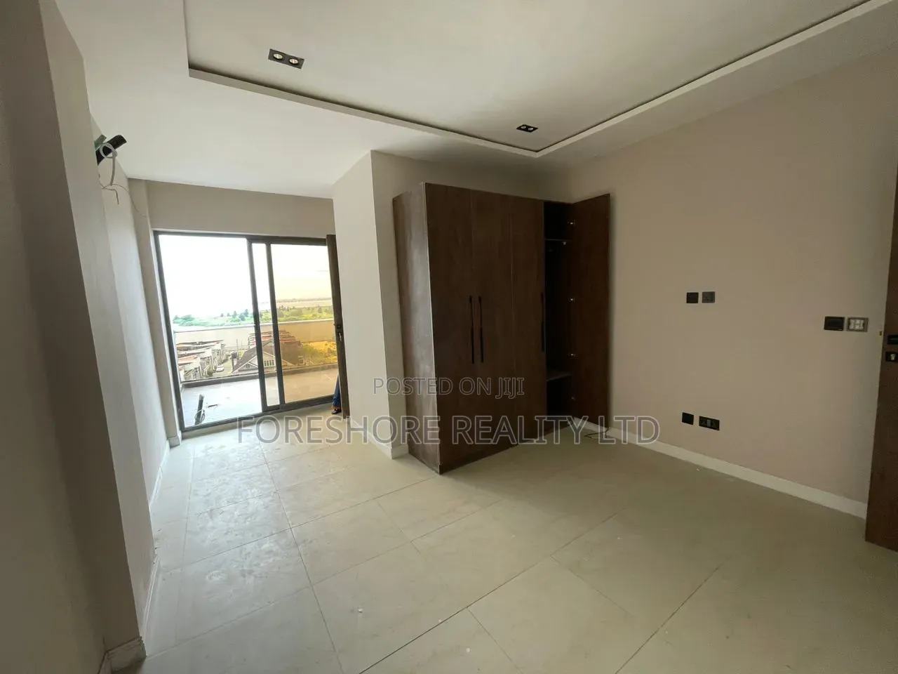 4bdrm Mansion in Osborne Foreshore for rent in Osborne Foreshore Estate