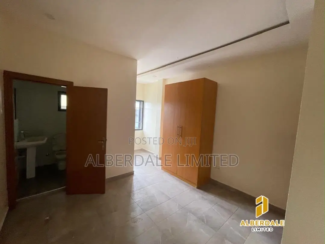 3bdrm Block of Flats in Urban Prime, Ogombo for rent in Ogombo