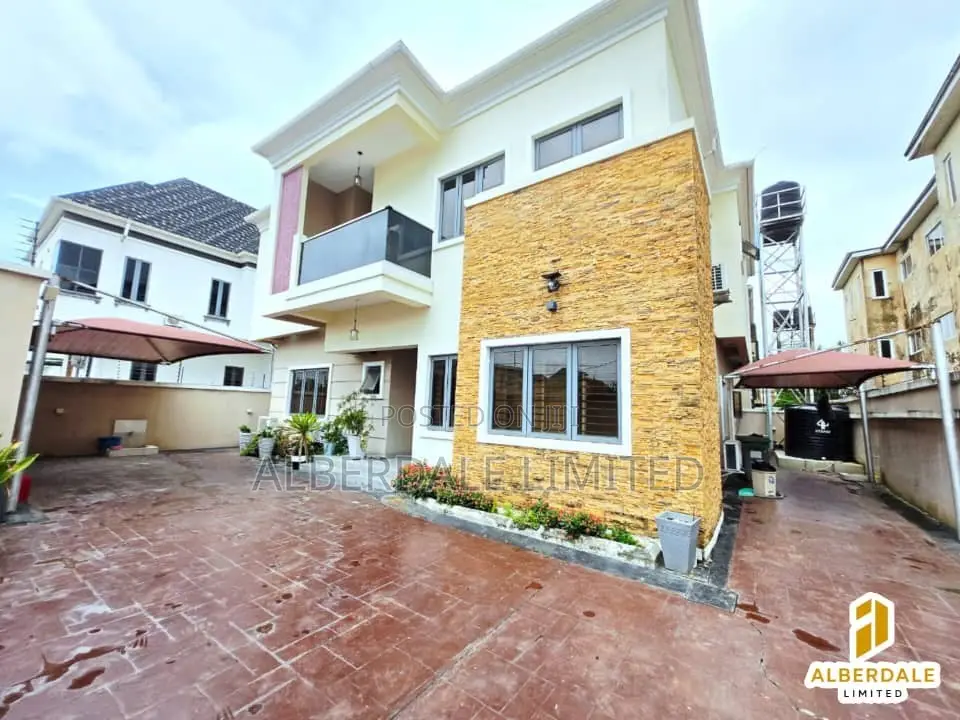 5bdrm House in Ikota for rent in Ikota