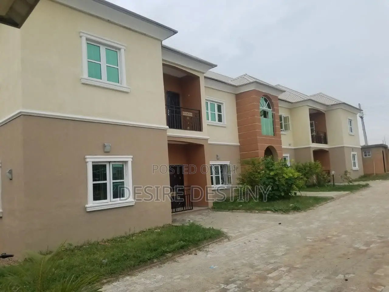 2bdrm Block of Flats in Jos for sale in Jos