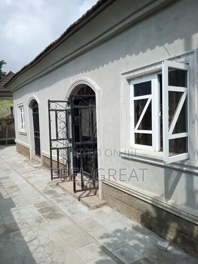 Furnished 1bdrm Apartment in Broadview Estate, Idu Industrial for rent in Idu Industrial