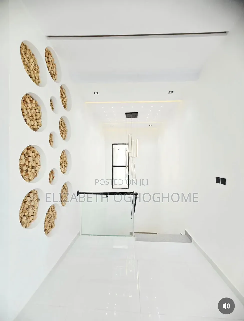 5bdrm Duplex in Ikota for sale in Ikota