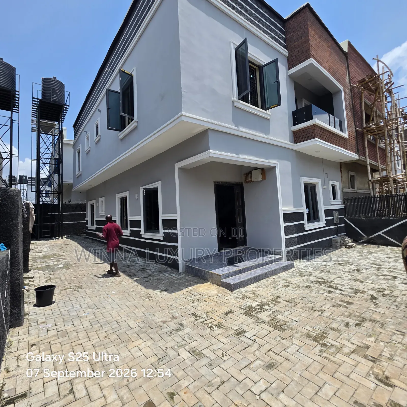 4bdrm Townhouse / Terrace in Palm Height Estate, Lugbe District in Lugbe District