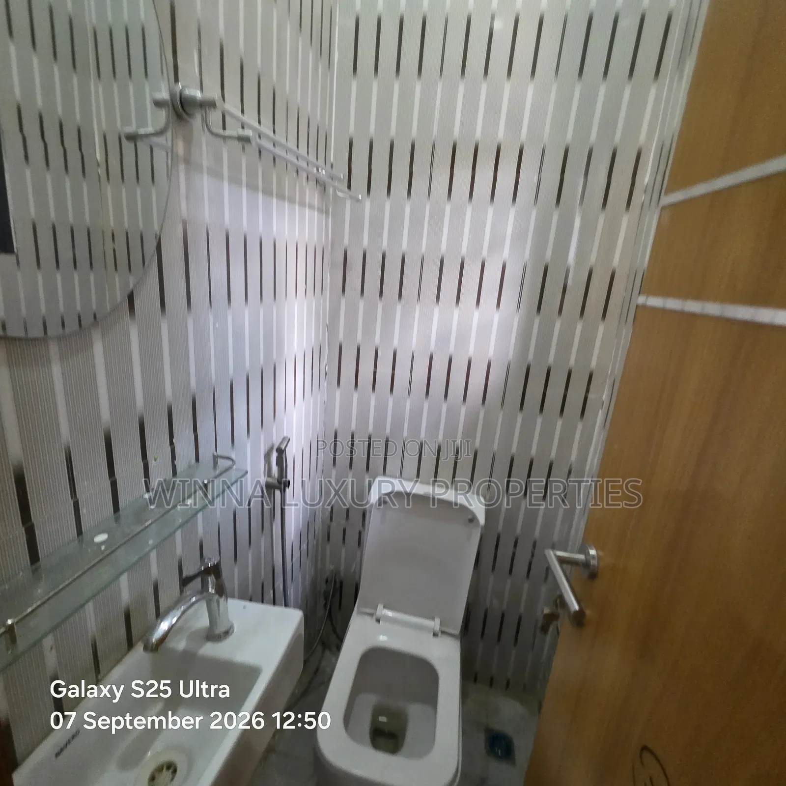 4bdrm Townhouse / Terrace in Palm Height Estate, Lugbe District in Lugbe District