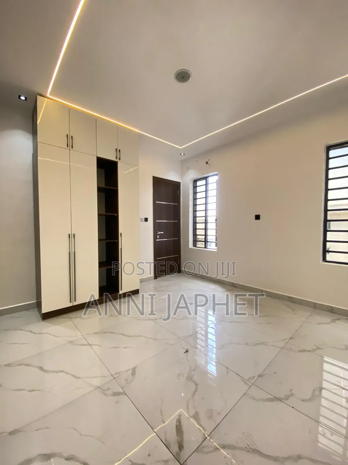 2bdrm Apartment in Ikate, Lagos Island / Lagos Island for sale in Lagos Island / Lagos Island