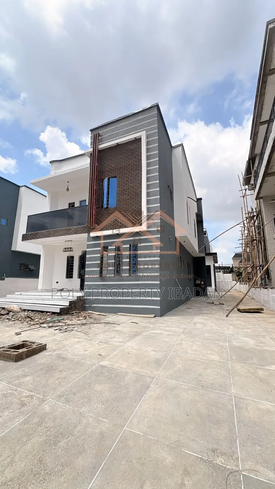 4bdrm Duplex in Engineer Lere Adigun, Basorun for sale in Basorun