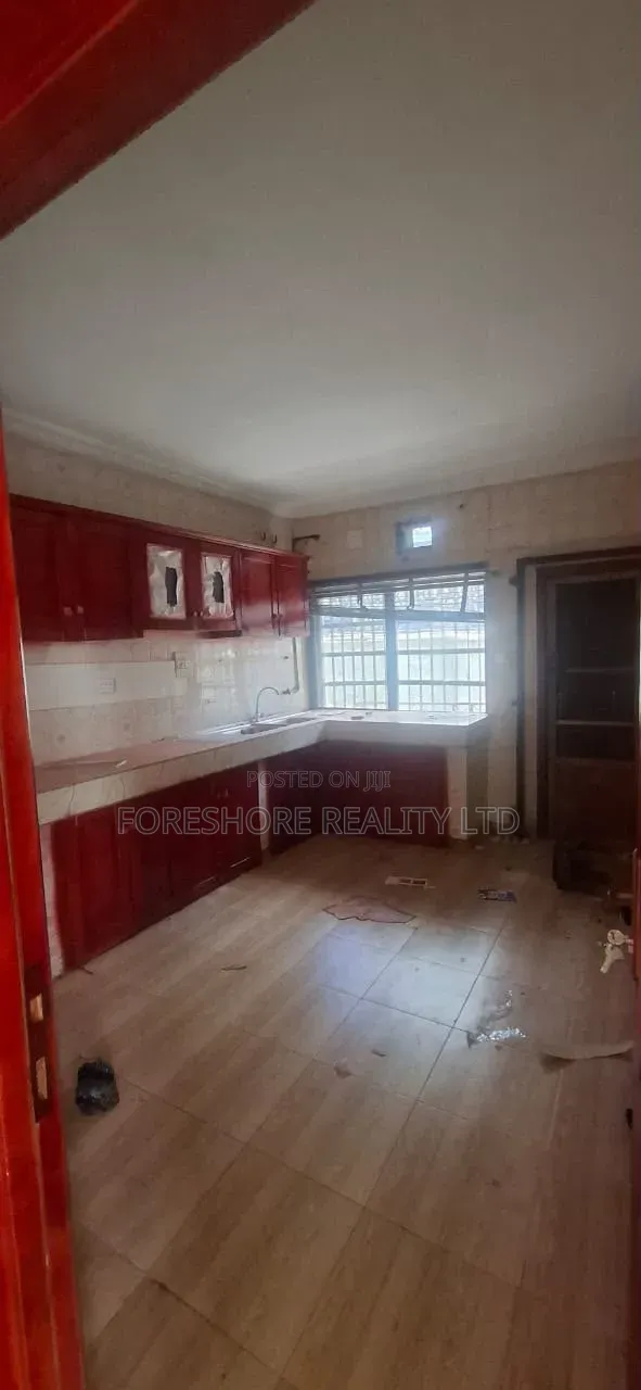 4bdrm Duplex in Awuse Estate, Opebi for rent in Opebi