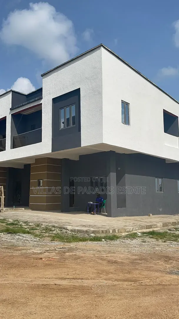 4bdrm Townhouse/Terrace in Villas De Paradis, Dakibiyu for sale in Dakibiyu