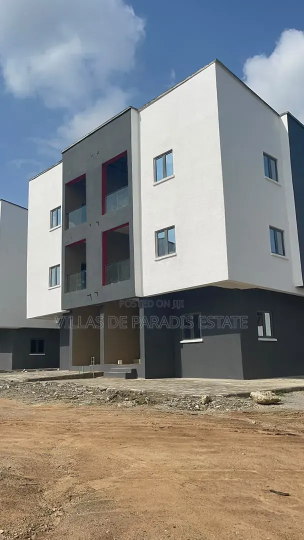 4bdrm Townhouse/Terrace in Villas De Paradis, Dakibiyu for sale in Dakibiyu
