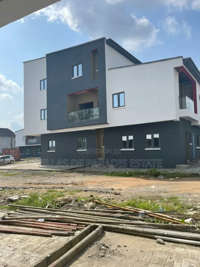 4bdrm Townhouse/Terrace in Villas De Paradis, Dakibiyu for sale in Dakibiyu