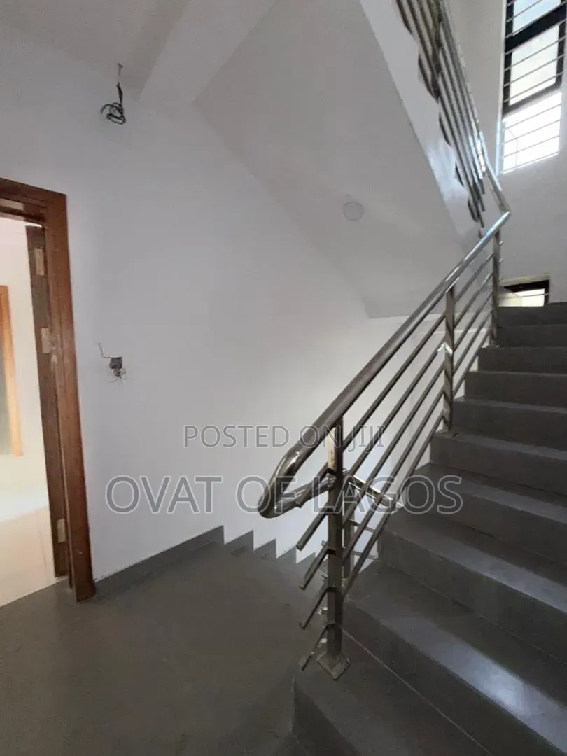 2bdrm Apartment in Abraham Adesanya Estate for sale in Abraham Adesanya Estate