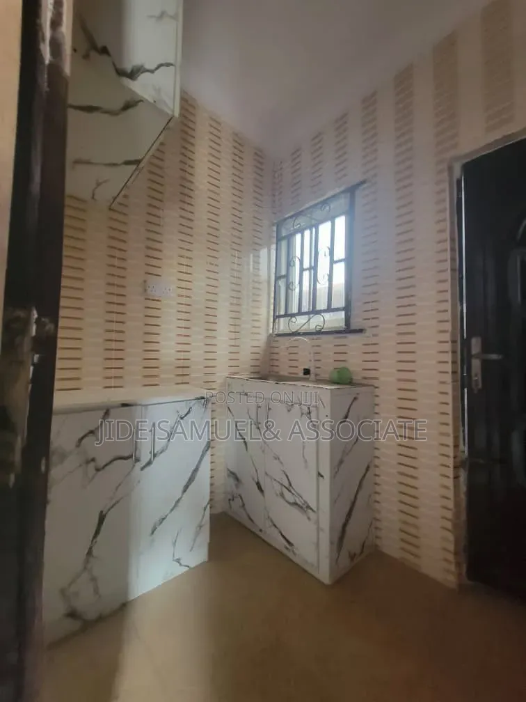 Furnished 2bdrm Block of Flats in Ayobo for rent in Ayobo