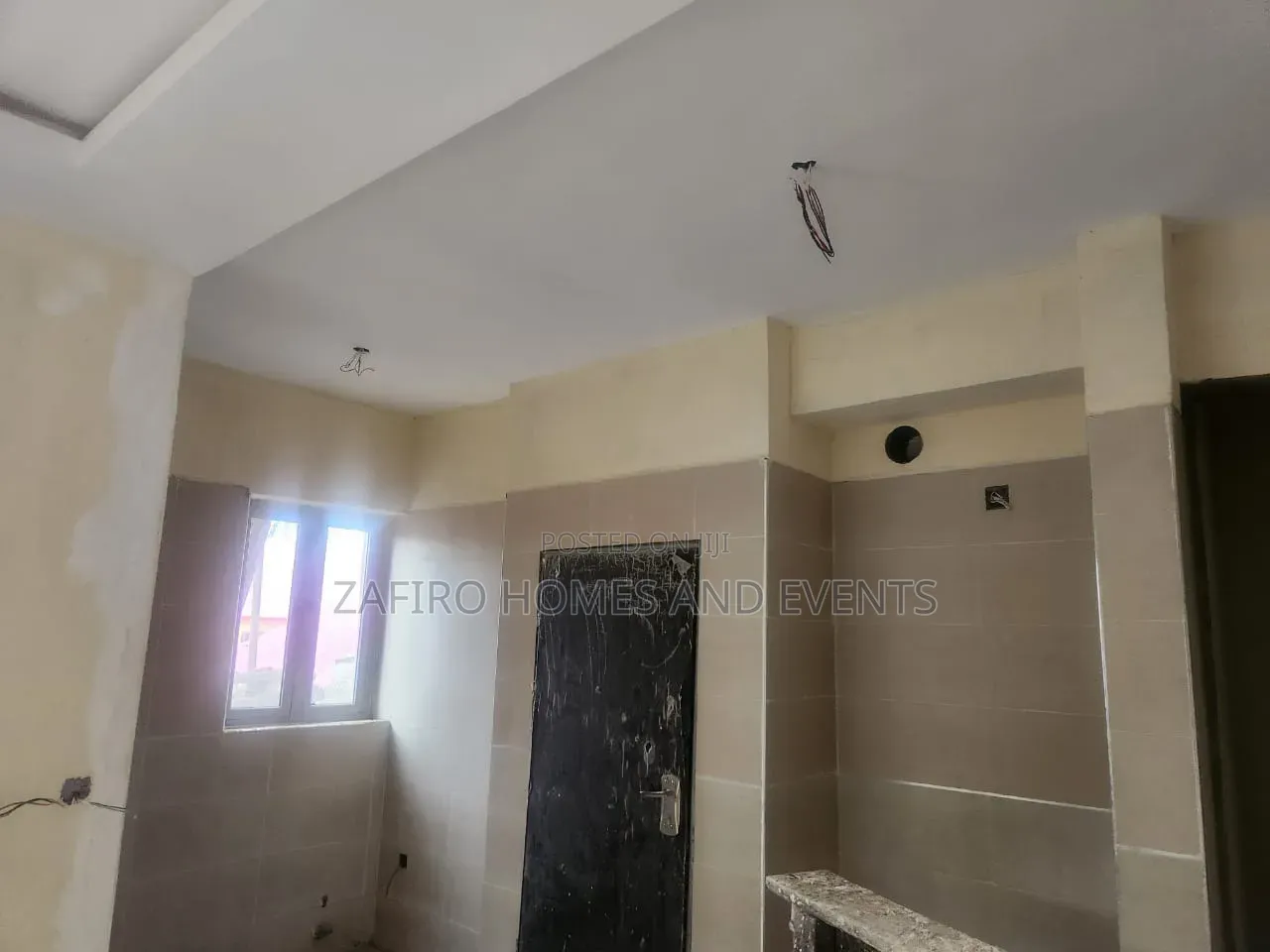 2bdrm Apartment in Off Awolowo Avenue, for sale in Bodija