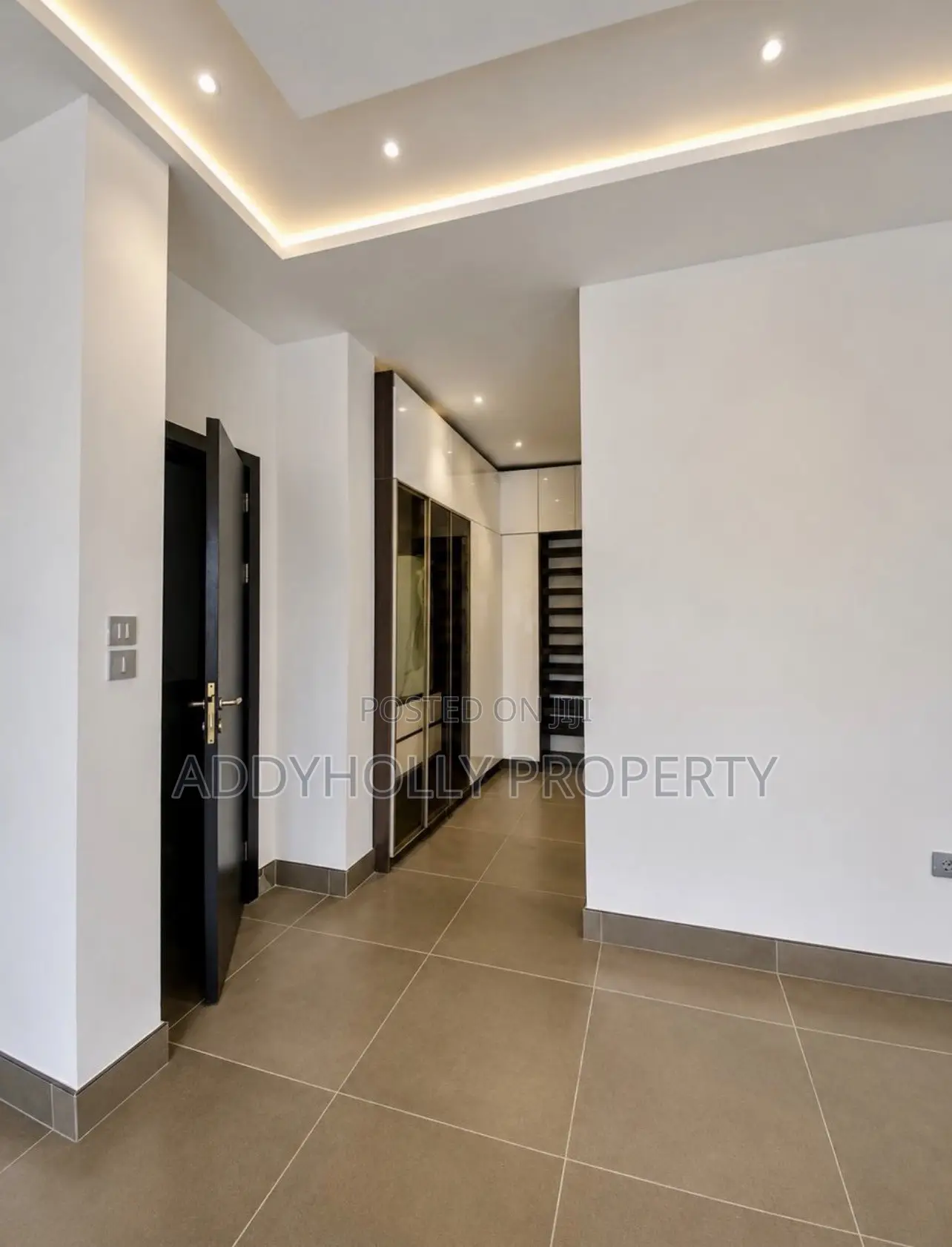 5bdrm Duplex in Ikota for rent in Ikota