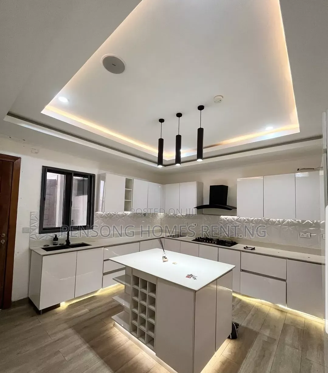 4bdrm Duplex in Oniru Estate, Kofo Abayomi for rent in Kofo Abayomi