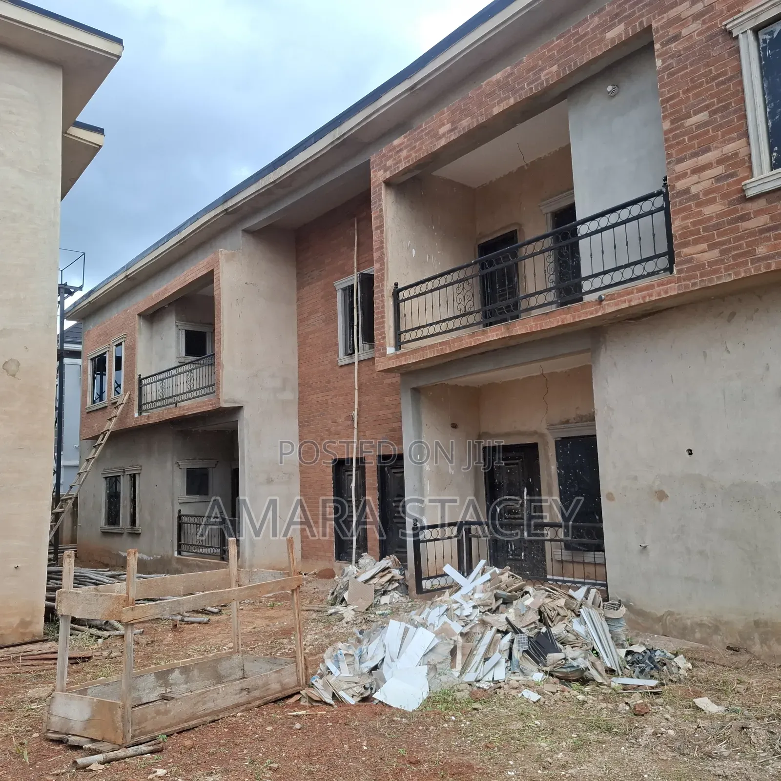 3bdrm Block of Flats in Enugu for sale in Enugu