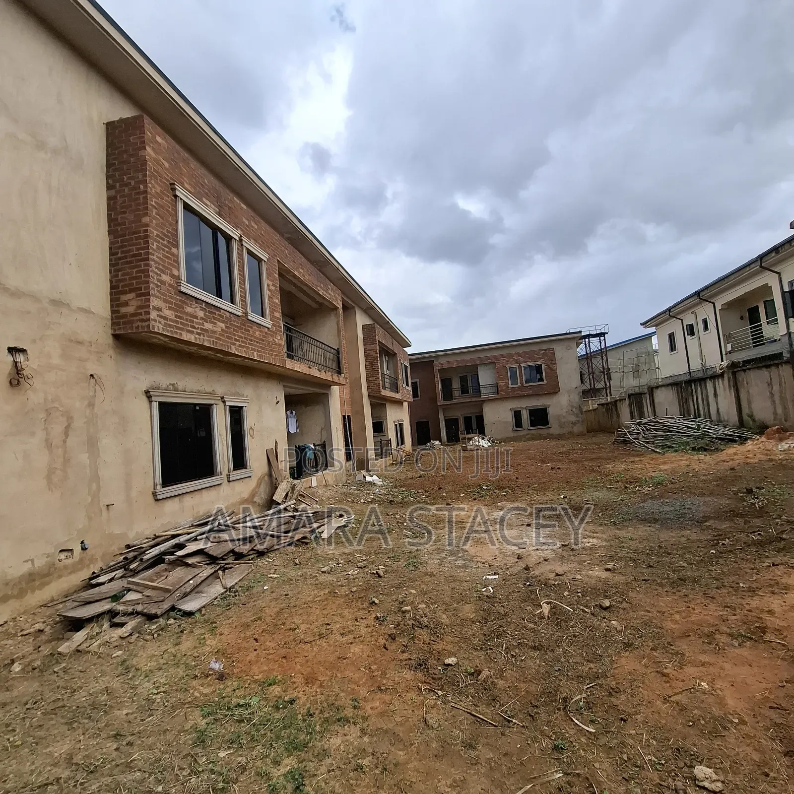 3bdrm Block of Flats in Enugu for sale in Enugu
