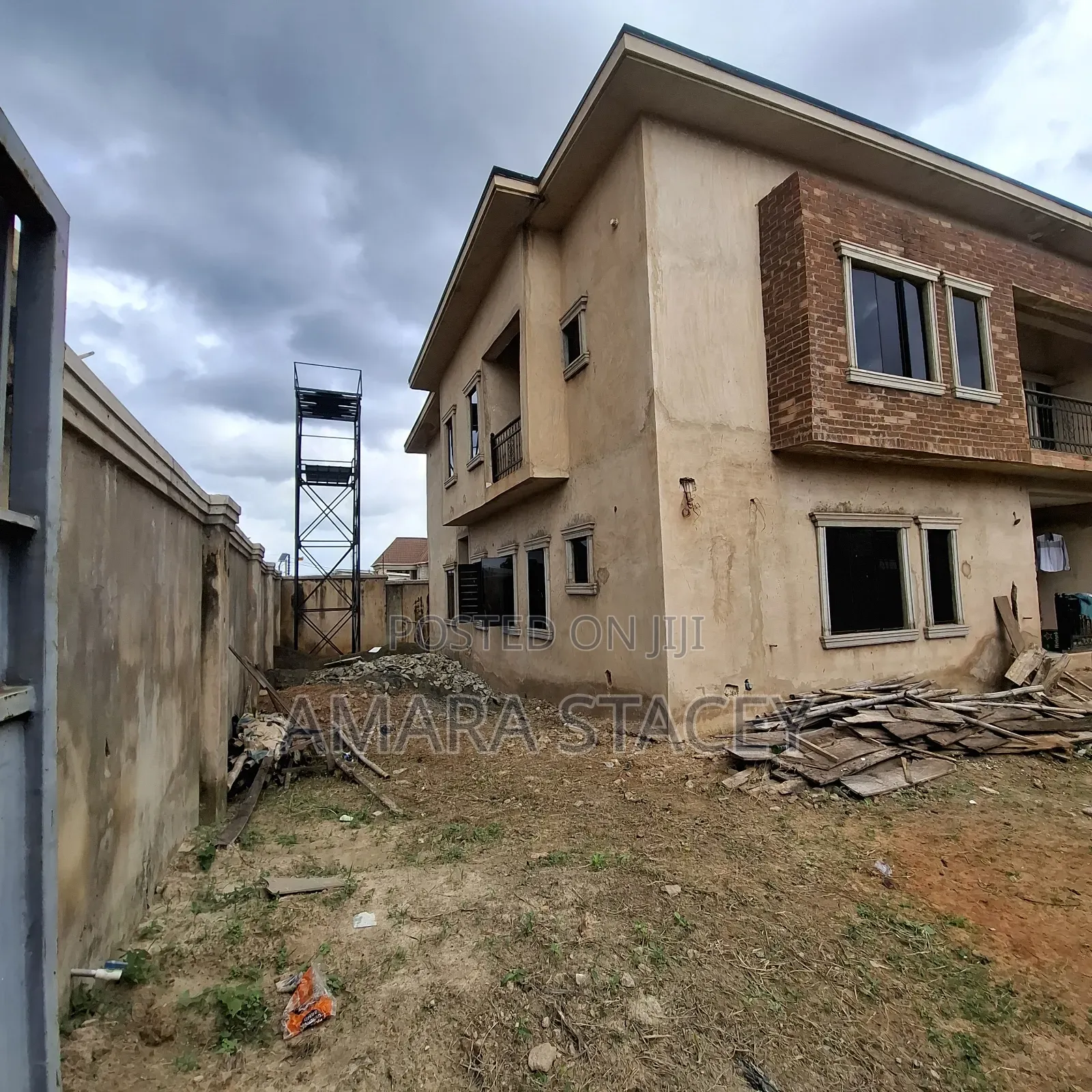 3bdrm Block of Flats in Enugu for sale in Enugu