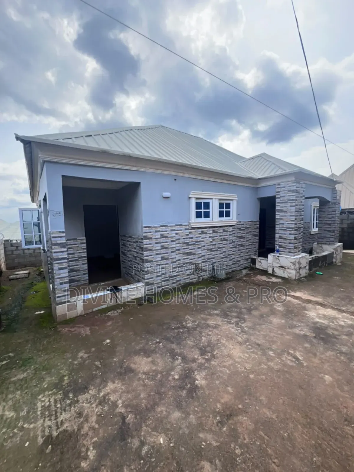 3bdrm Bungalow in Dutse-Alhaji for rent in Dutse-Alhaji