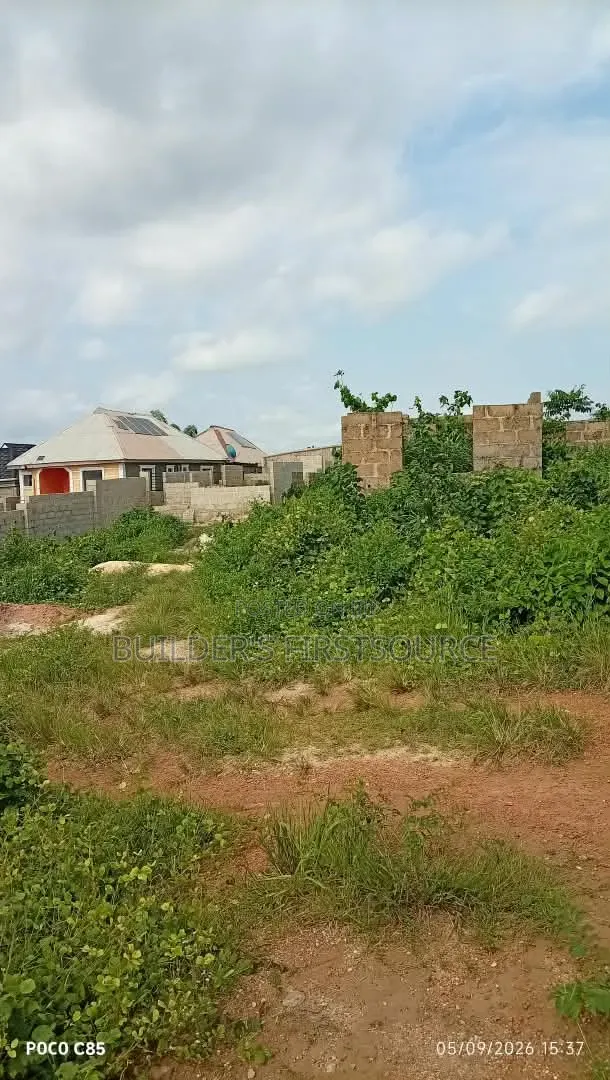 6bdrm House in Epe for Sale in Epe