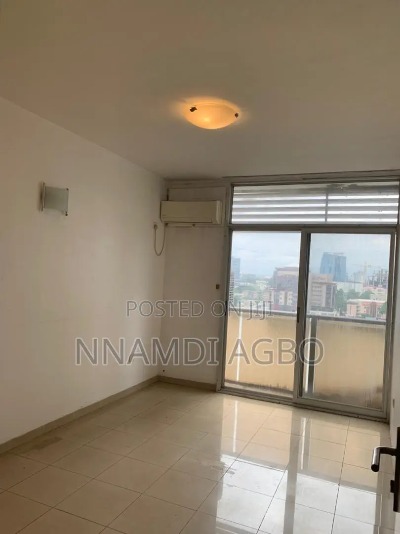 3bdrm Mansion in 1004 for rent in 1004