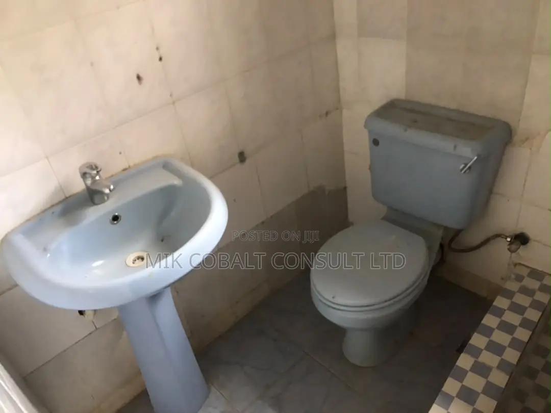 3bdrm Block of Flats in 2Nd Avenue, Gwarinpa for rent in Gwarinpa