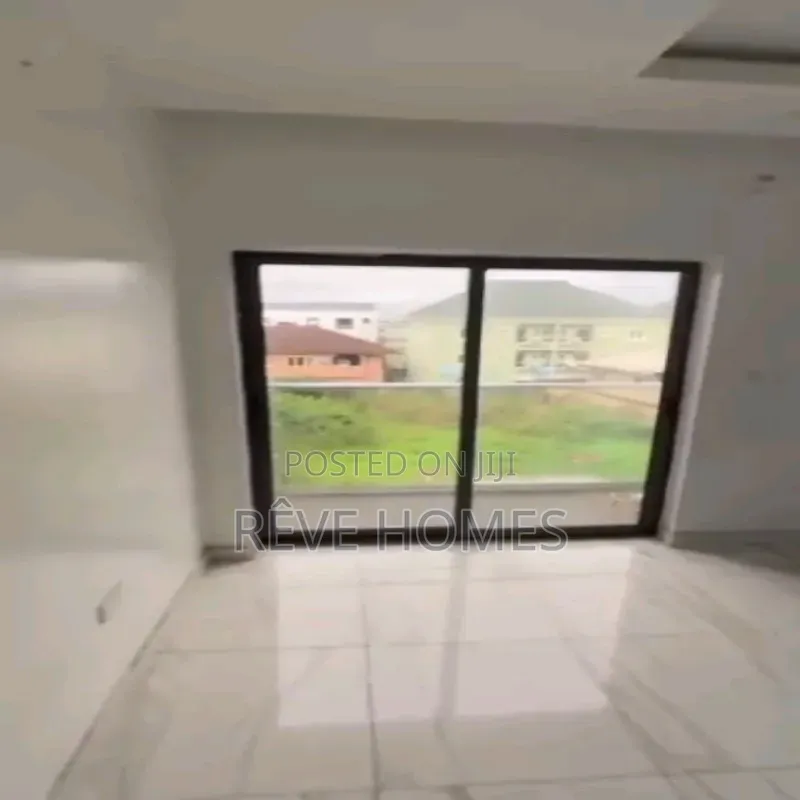 Mini Flat in Onike for rent in Onike
