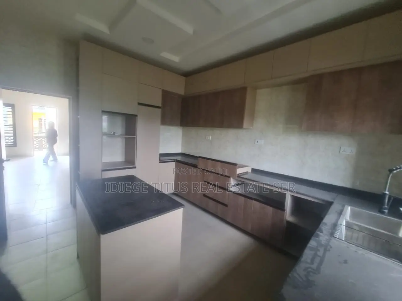 3bdrm Block of Flats in Cluster 5, FHA for rent in FHA