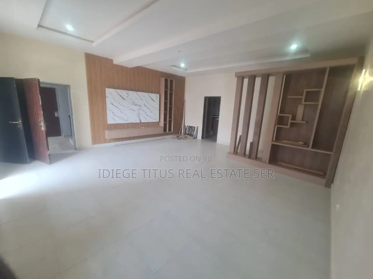 3bdrm Block of Flats in Cluster 5, FHA for rent in FHA