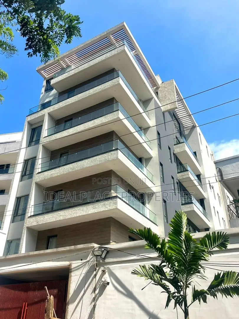 3bdrm Apartment in Old Ikoyi for sale in Old Ikoyi