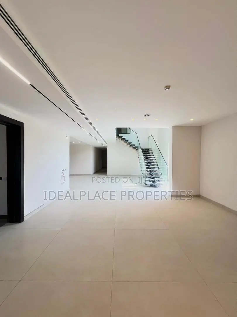 4bdrm Penthouse in Old Ikoyi for sale in Old Ikoyi