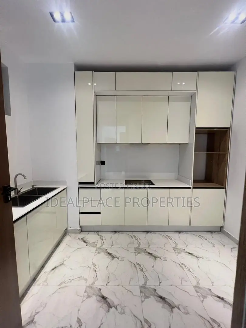 2bdrm Apartment in Lekki for sale in Lekki