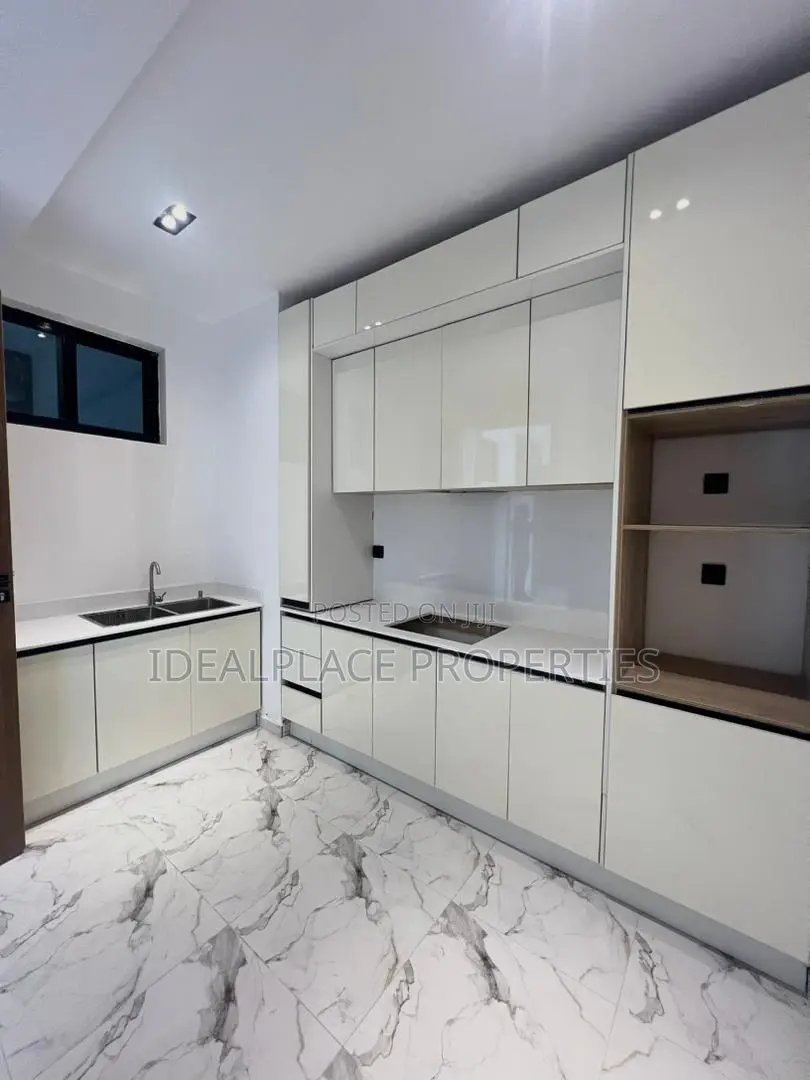 2bdrm Apartment in Lekki for sale in Lekki