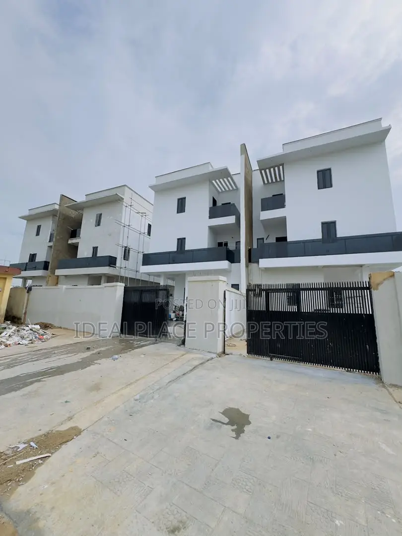 4bdrm Duplex in Ogudu GRA for sale in Ogudu GRA