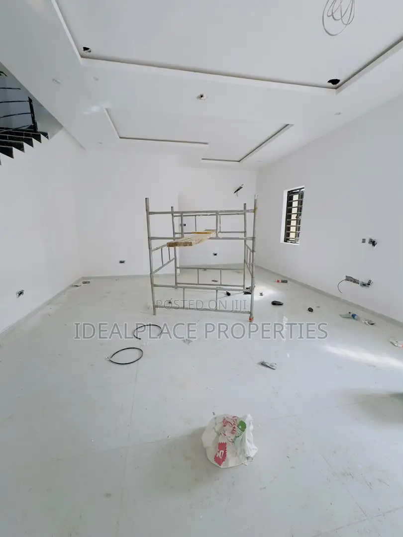 4bdrm Duplex in Ogudu GRA for sale in Ogudu GRA