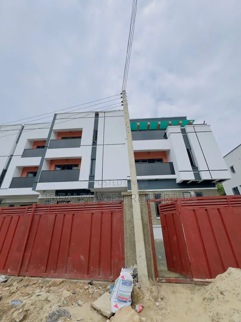 4bdrm Townhouse/Terrace in Ogudu GRA for sale in Ogudu GRA