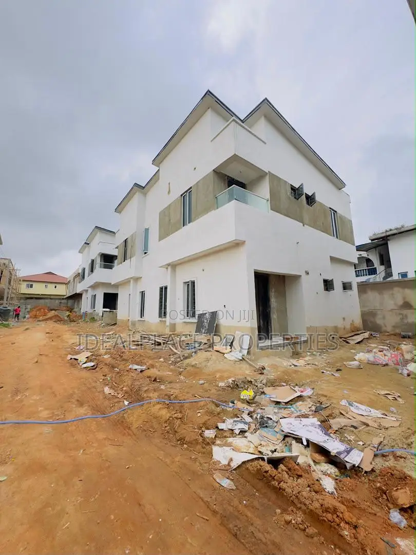 4bdrm Duplex in Berger for sale in Berger
