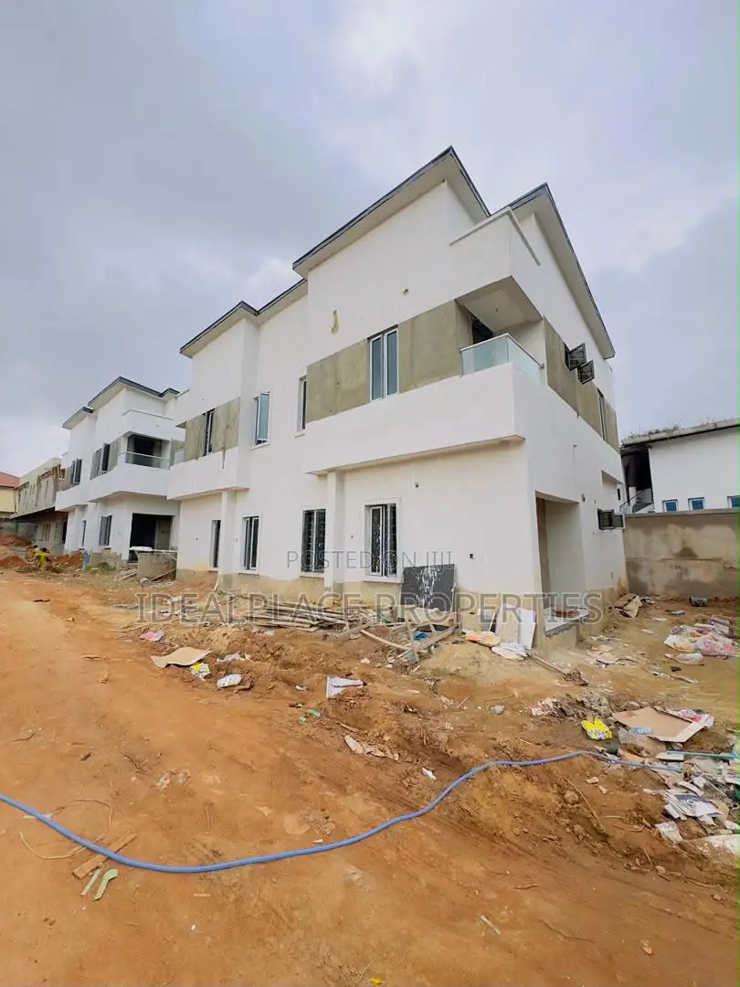 4bdrm Duplex in Berger for sale in Berger