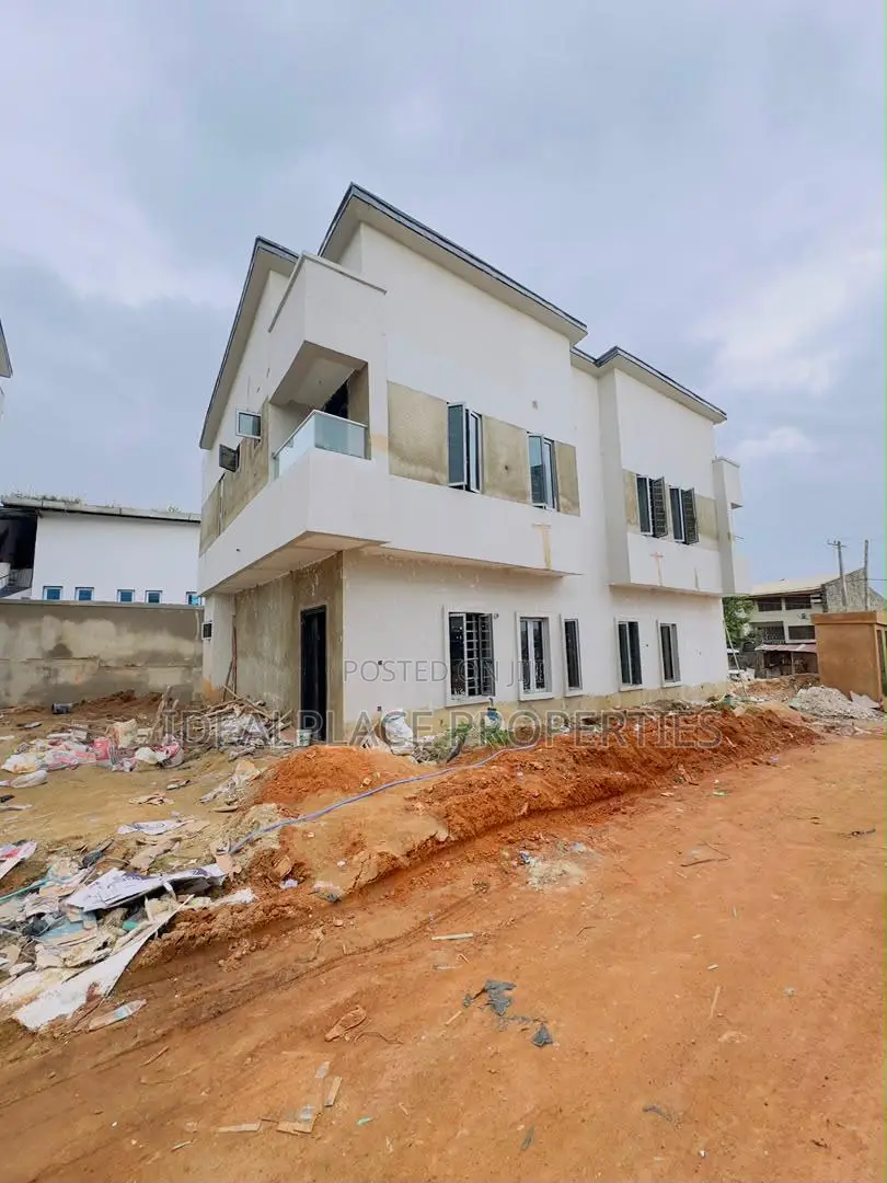 4bdrm Duplex in Berger for sale in Berger
