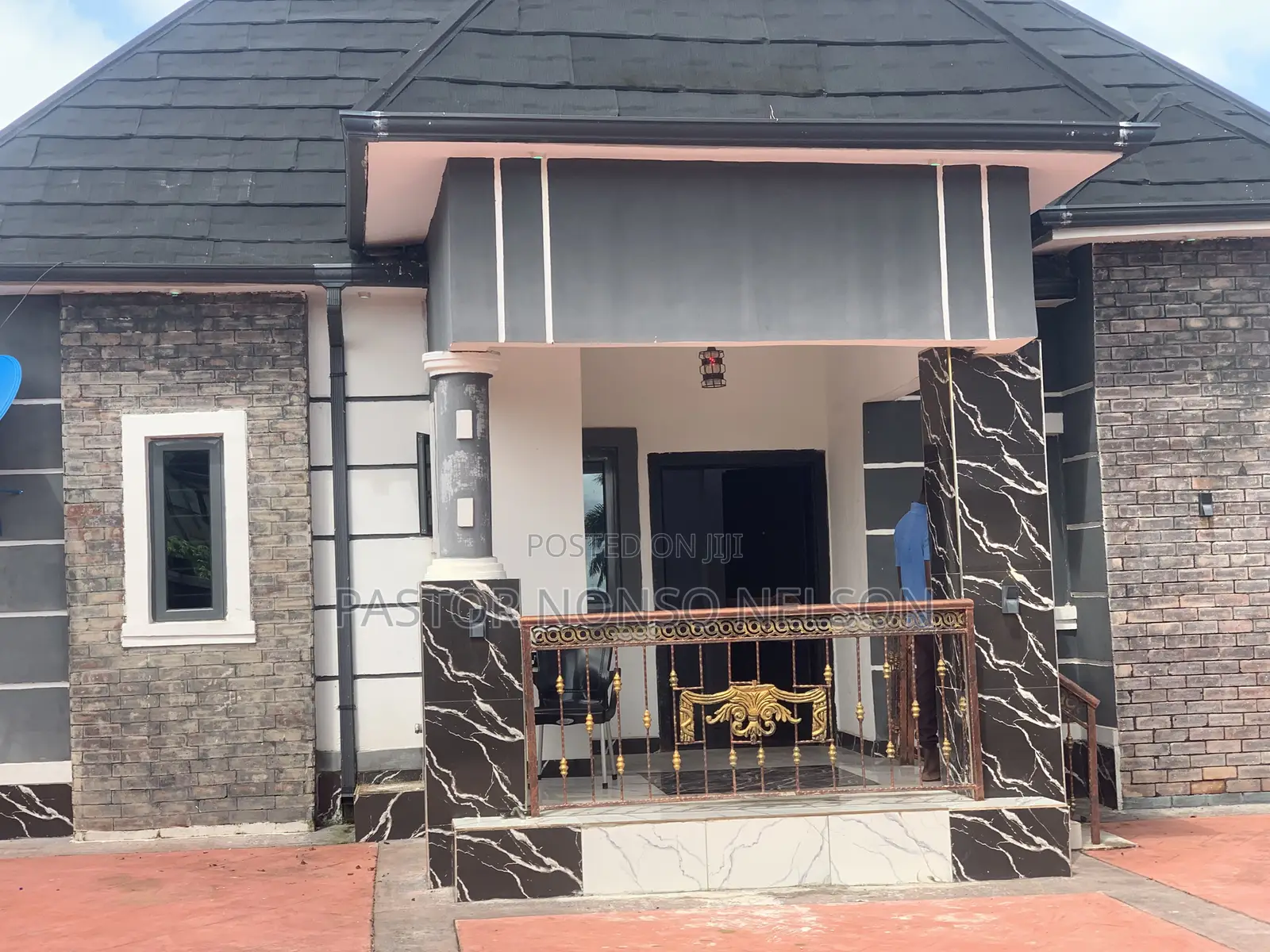 3bdrm Bungalow in Layout, Owerri for sale in Owerri