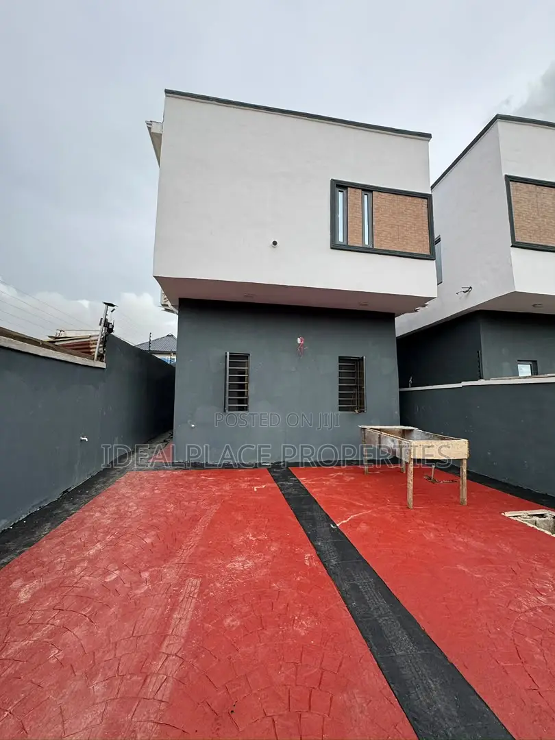 2bdrm Townhouse/Terrace in Magodo for sale in Magodo
