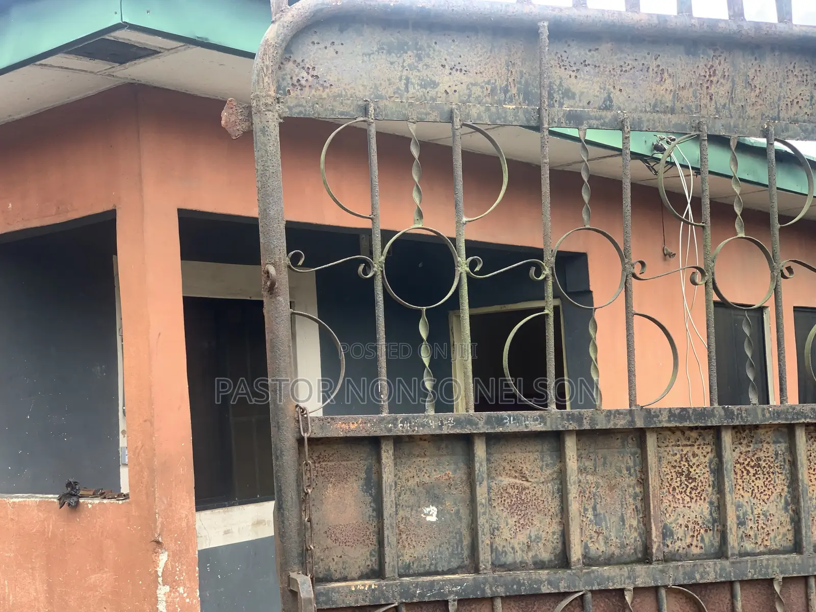 4bdrm Bungalow in World Bank Housing, Owerri for sale in Owerri