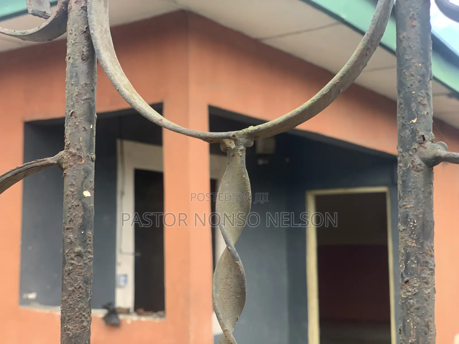 4bdrm Bungalow in World Bank Housing, Owerri for sale in Owerri