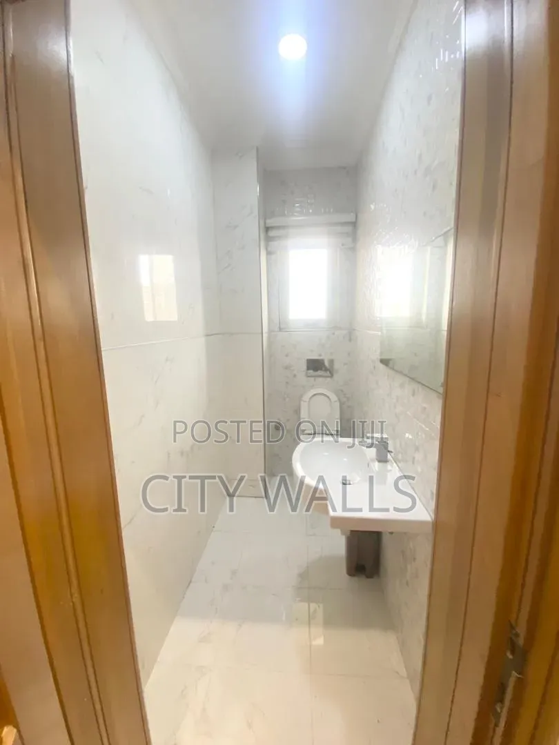 3bdrm Block of Flats in Victoria Island Extension for rent in Victoria Island Extension