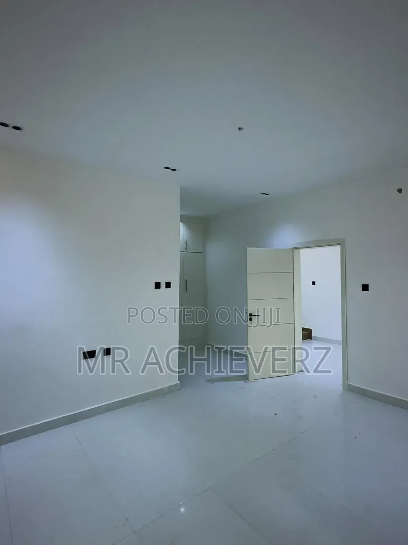 4bdrm Duplex in Rumuodumaya, Obio-Akpor for sale in Obio-Akpor